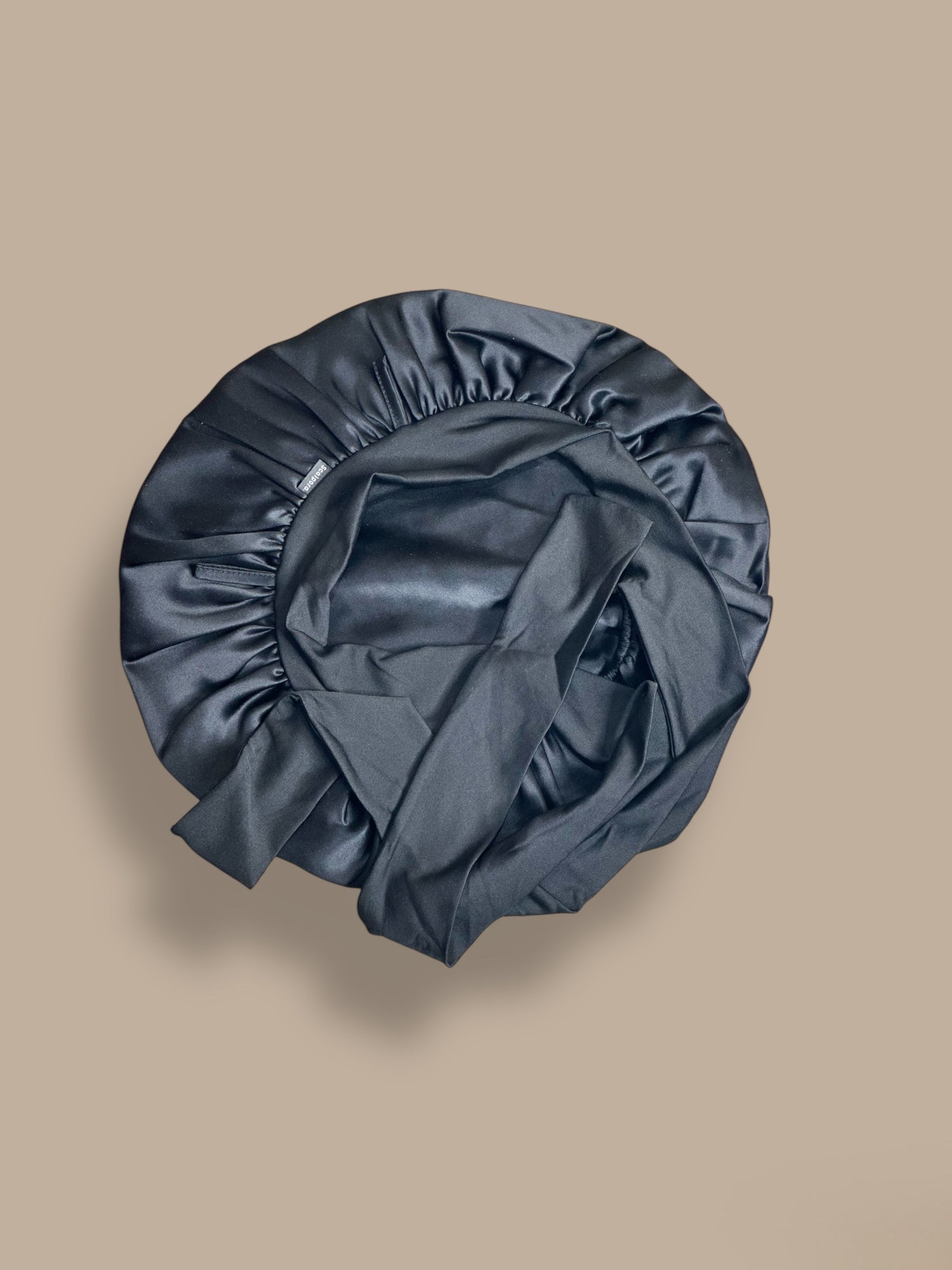 Silk bonnet
